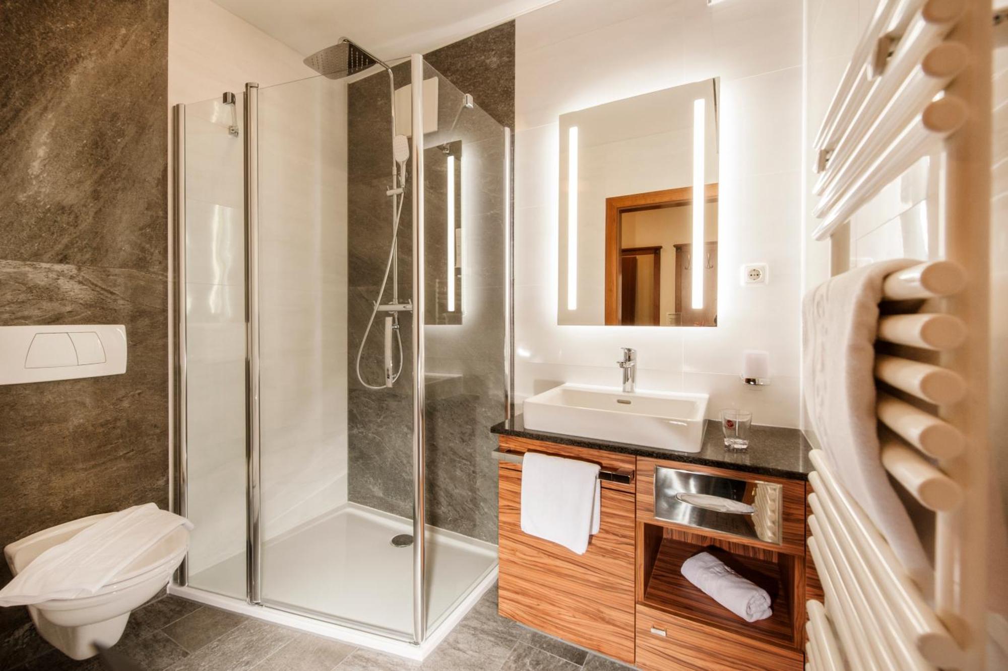 Preising Hotel Weinberg Gmbh מראה חיצוני תמונה